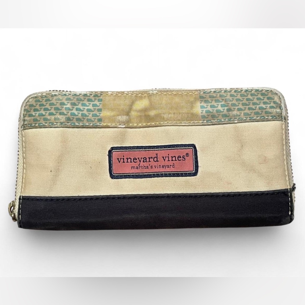 Vineyard vines wallet
